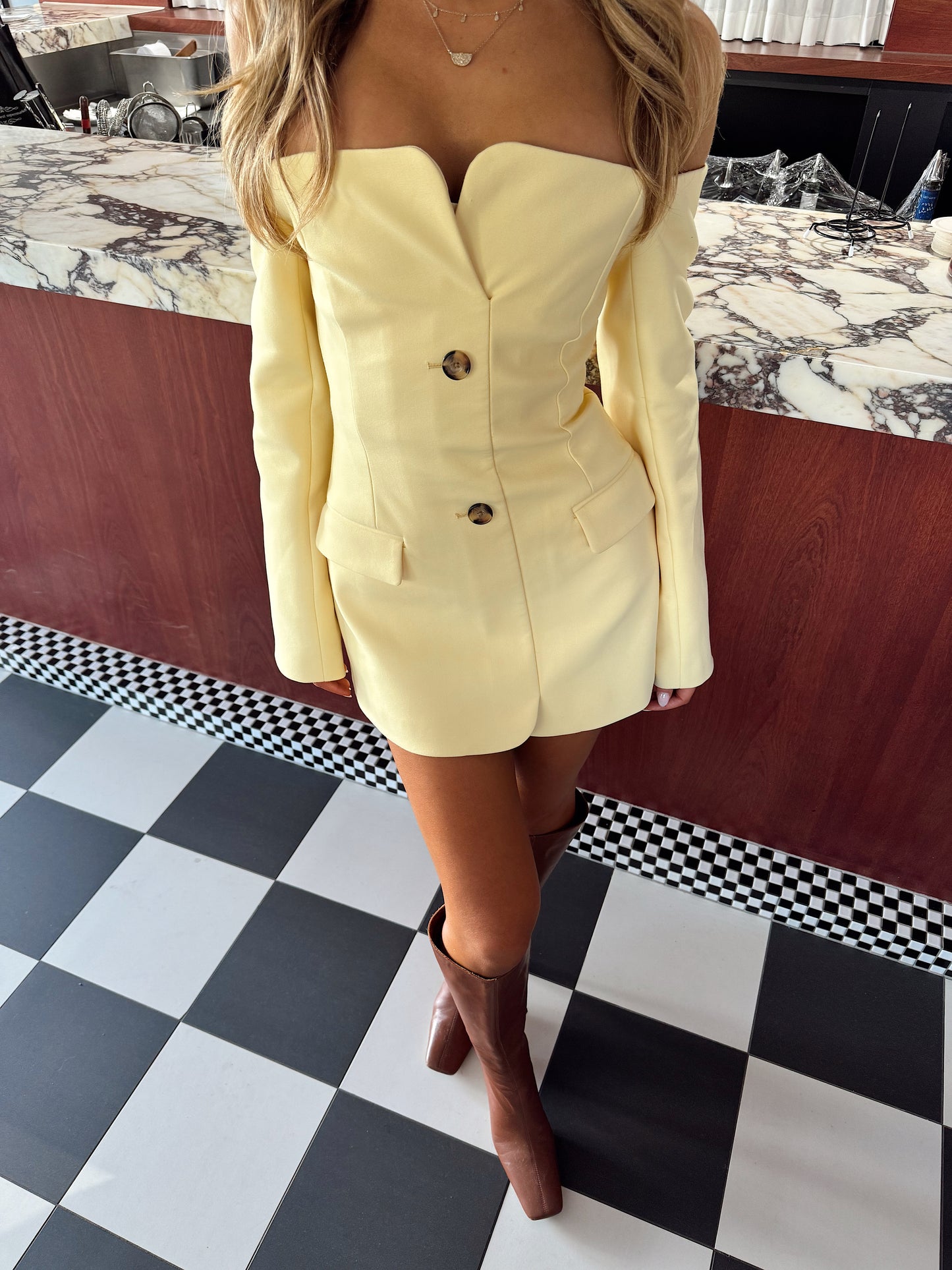 Sandrine Tailored Mini Dress in Limone