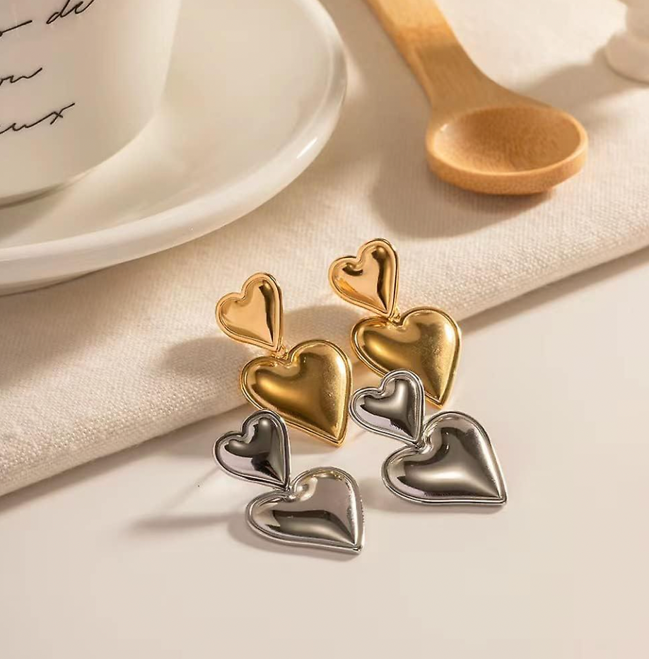 Queen of Hearts Earrings